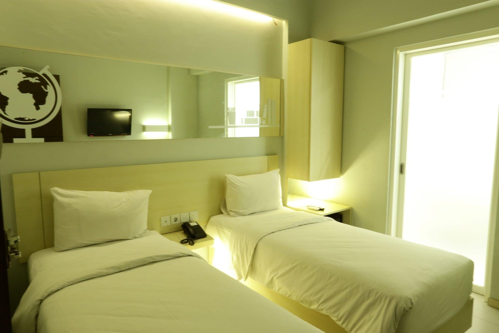 Cleo Hotel Tunjungan Sorabaya Extérieur photo